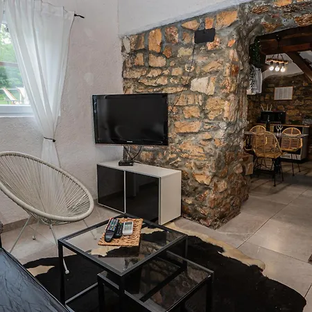 House Vuki Σπίτι διακοπών Nedeščina