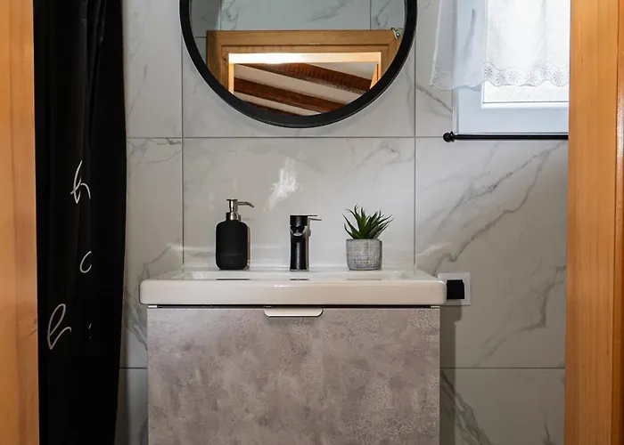 House Vuki Σπίτι διακοπών *