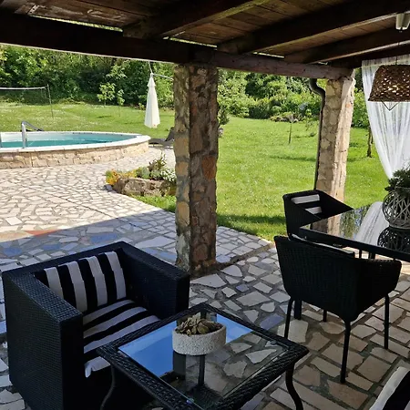 Nyaraló House Vuki Nedeščina