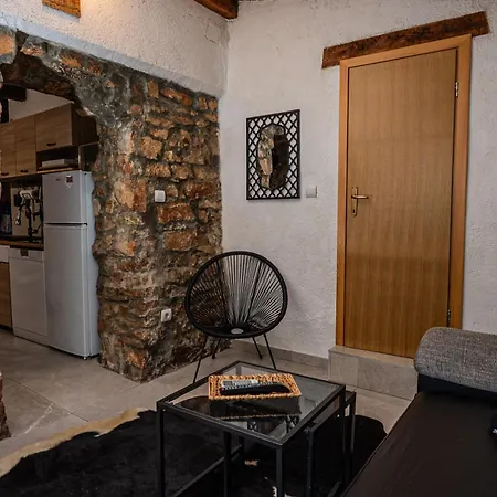 Nyaraló House Vuki *